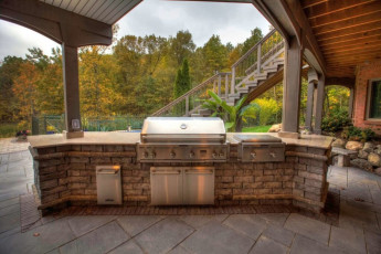 Alex Pro Construction Paver Patios and Porches Projects 34